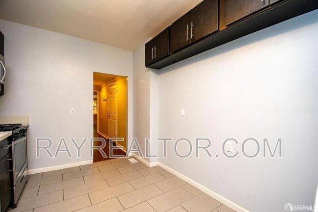 Photo - 4927 California St Unit A