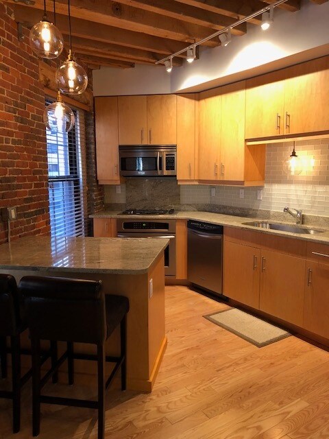 Photo - 101 Broad St Unit 5F