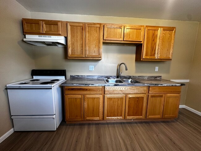 Photo - 2993 Southfield Dr