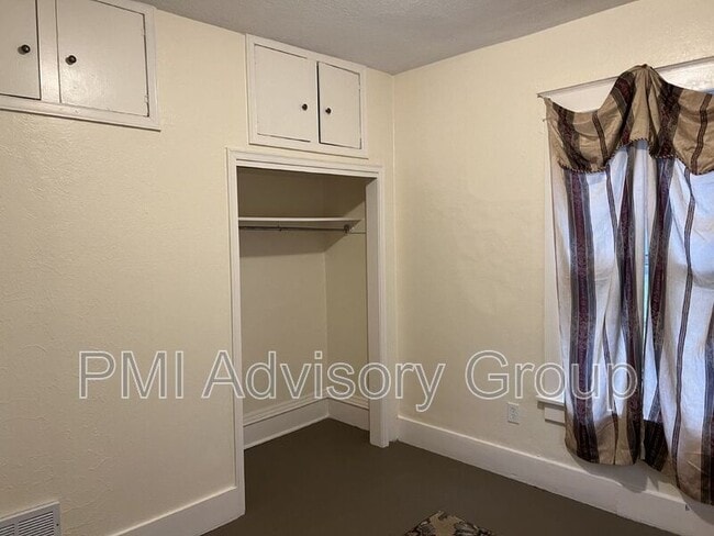 Photo - 1334 SW Mulvane St