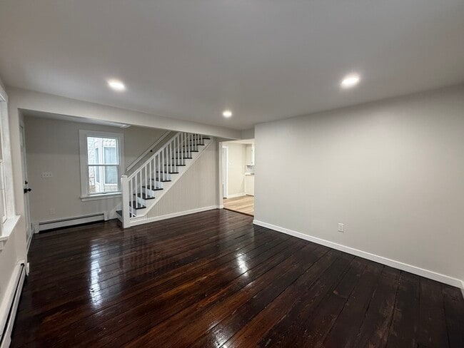 Photo - 92 Fairview Ave