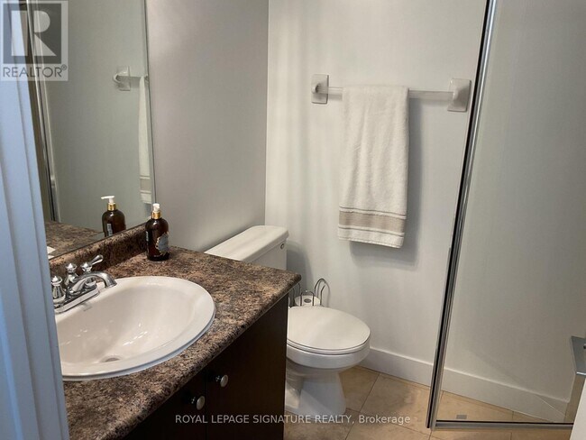 Photo - 438 King St W Unité 415