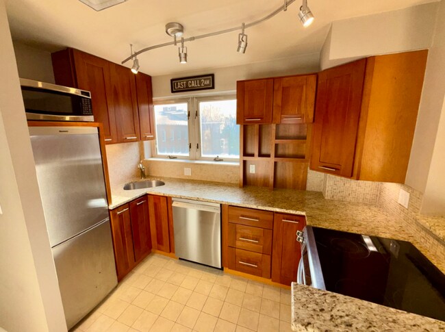 Building Photo - 350 North St Unit 300 Rental