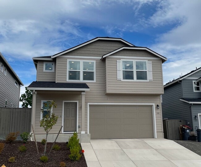 Building Photo - 2025 Build - Beautiful 3 Bedroom 2.5 Bath-A MUST SEE