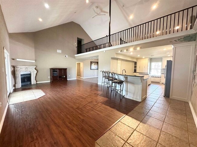 Photo - 6935 NE Watts Rd