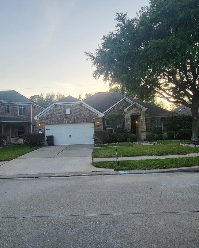 Building Photo - 606 Admiral Bay Ln