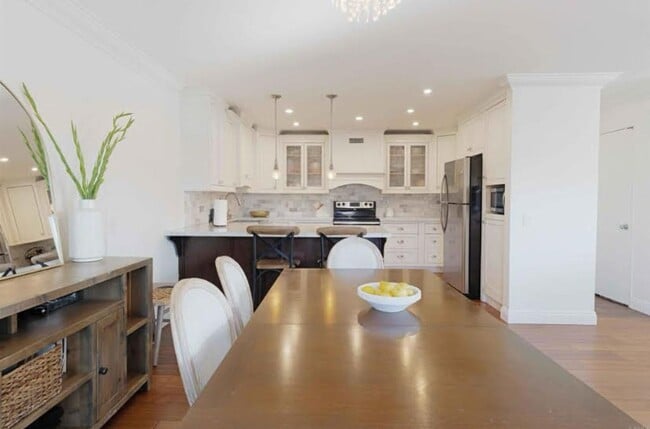 Photo - 2 bedroom / 2.5 bathroom townhome availabl...