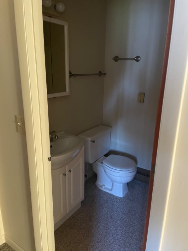 Photo - 905 Illini Ave Unit 2