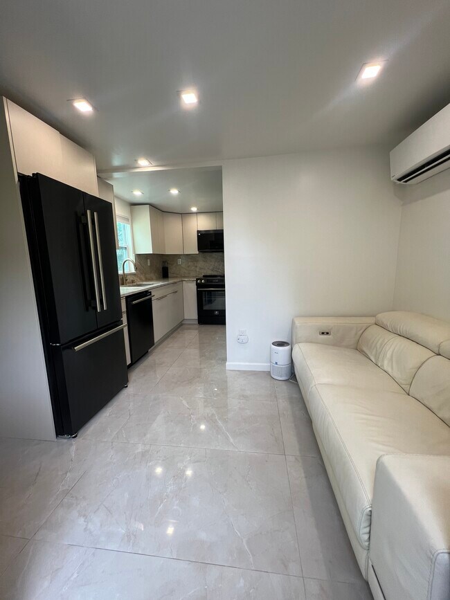 416 El Prado