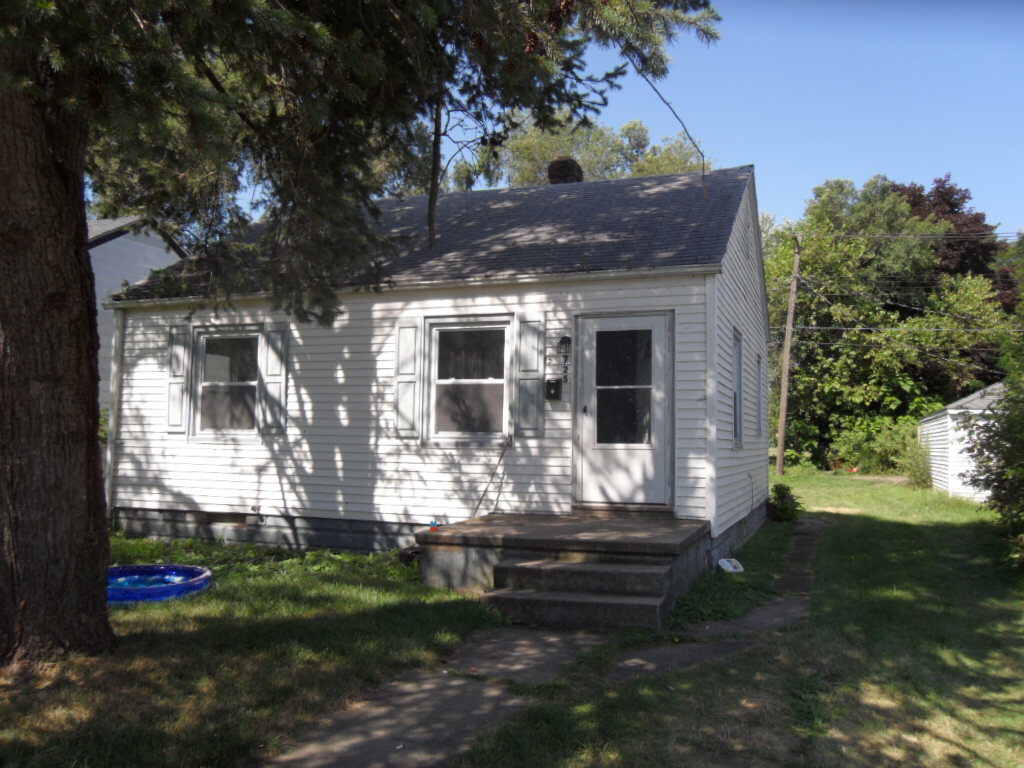 Photo - 725 N Elmer St House
