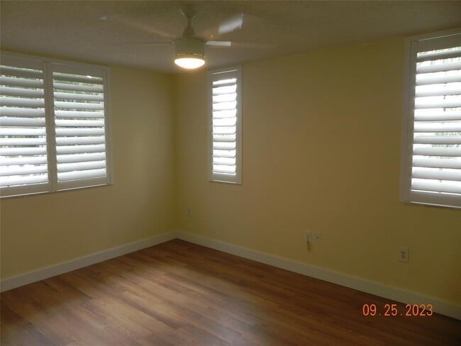 Photo - 577 SW 111th Ln Unidad 204