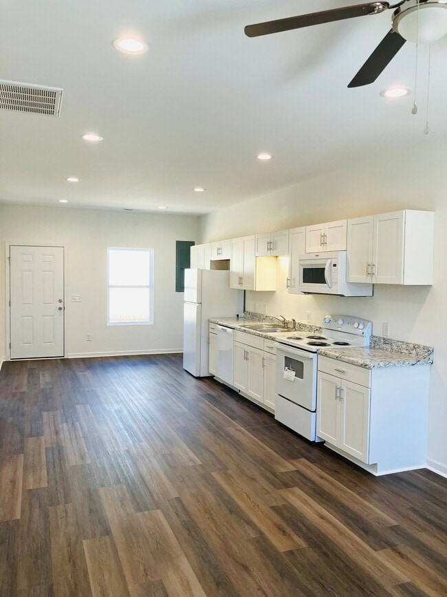 Photo - 2172 County Road 1169