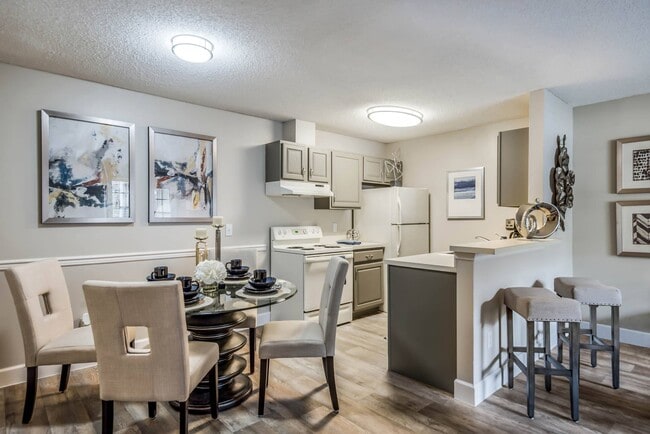 Photo - Sanford Landing Apartments