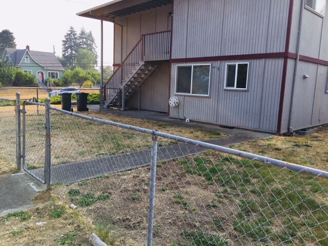 Building Photo - Cute 3 Bedroom 1 Bath in Tacoma!! Half Off...