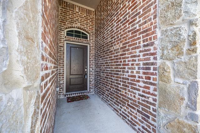 Photo - 4037 Woodford Dr