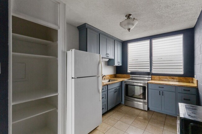 Photo - Discover this pet-friendly 2-bedroom condo