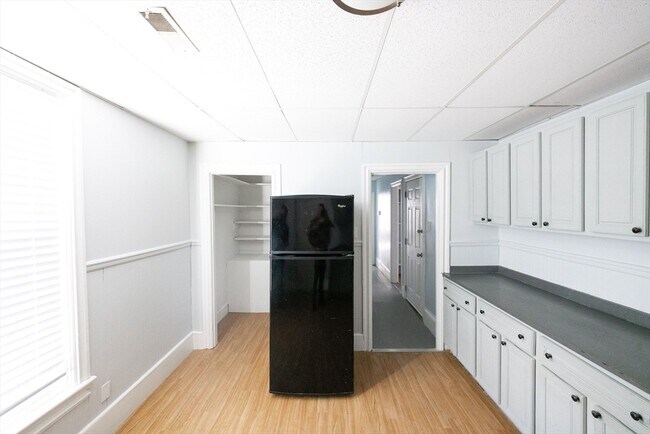 Photo - 10 Sycamore St Unit 2