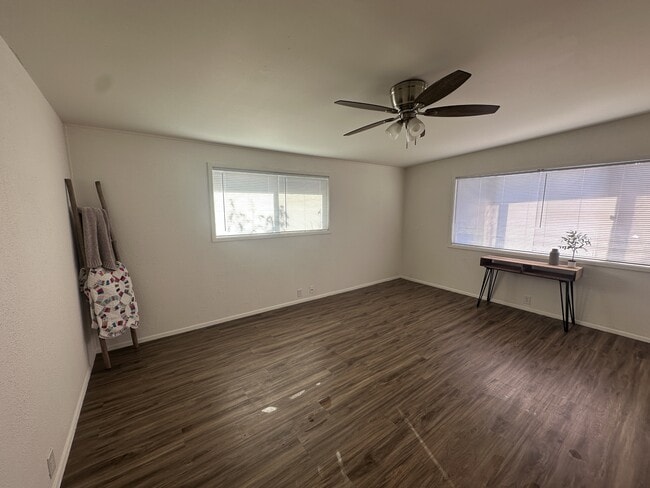 Photo - 2310 Oxford Cir