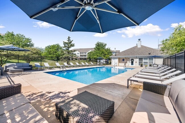 Riverwood Apartments Sparkling Outdoor Pool Deck