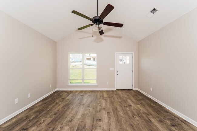 Photo - 200 Willowridge Ln