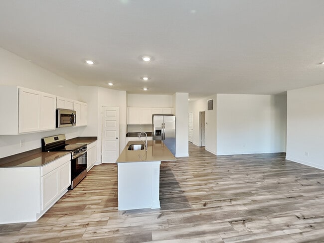 Photo - 11710 Cotterill Wy
