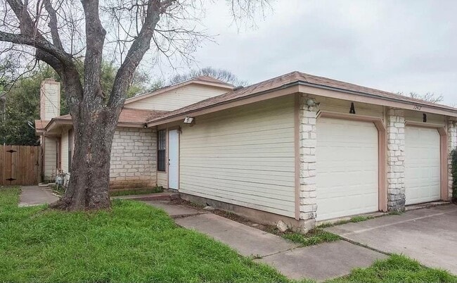 Building Photo - 12412 Deer Falls Dr