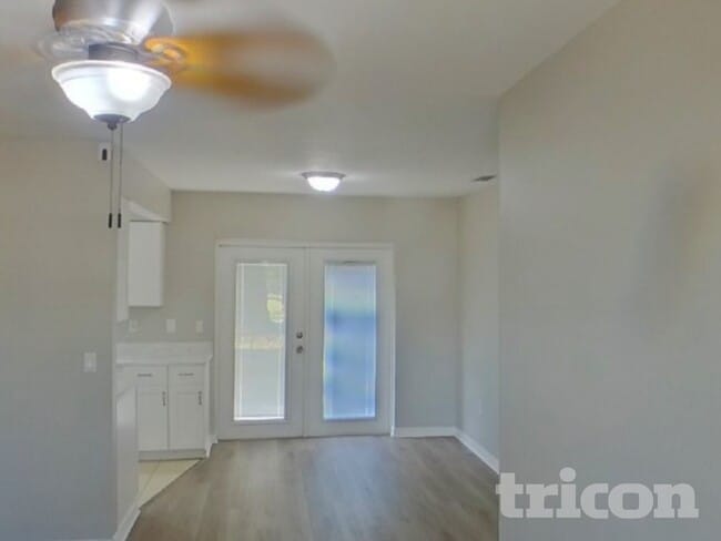 Photo - 4000 Berkshire Dr