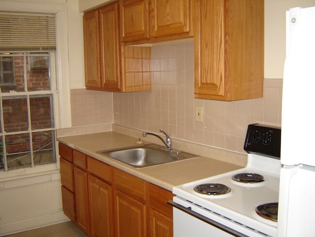 Photo - 503 Church St