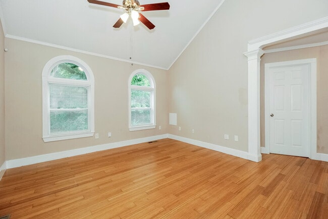 Photo - 4275 Cabretta Dr SE