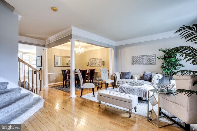 Photo - 5905 Fox Glen Ct