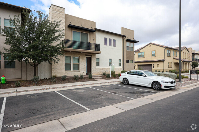 Building Photo - 1830 S Follett Way Rental