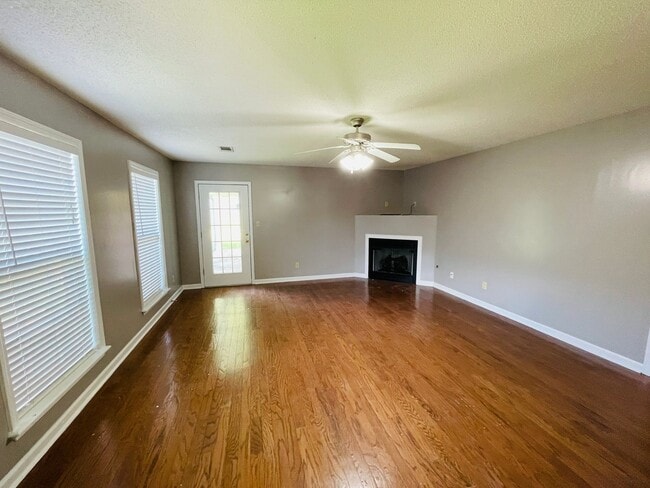 Photo - 3BD/2BA FOR RENT