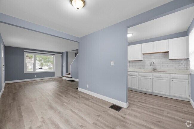Building Photo - 1208 E 26th Ave Unit 2 1210 Rental