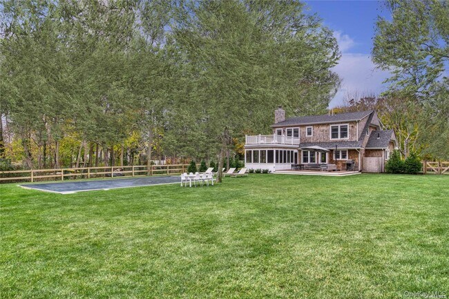 1700 Cedar Dr