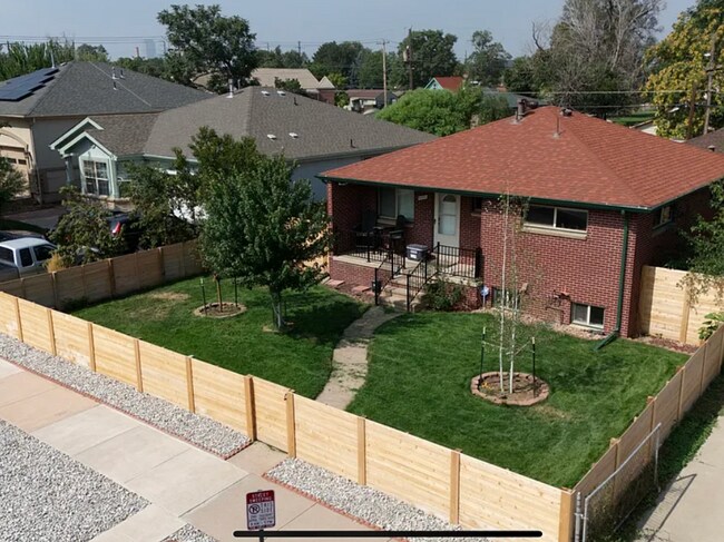 Photo - 4431 Fillmore St