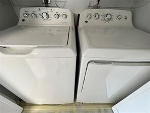 Photo - 1001 Crystal Way Unidad B