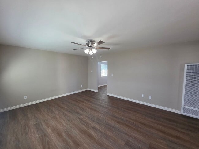 1006 California St Unidad B