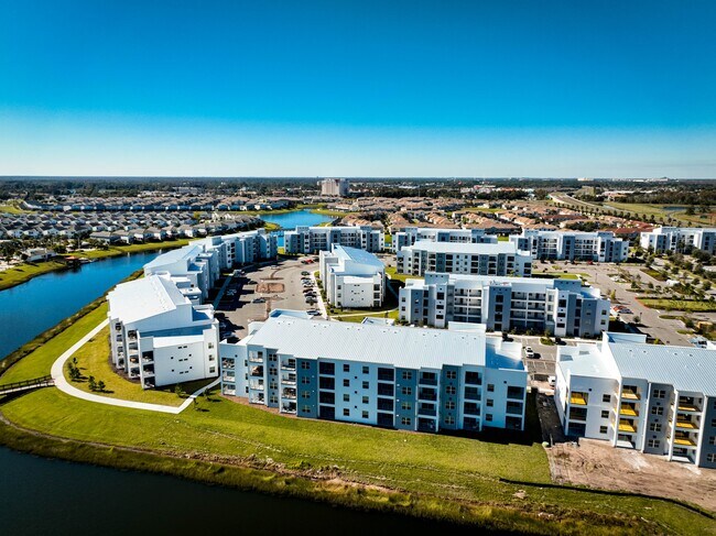 3171 Paradox Cir