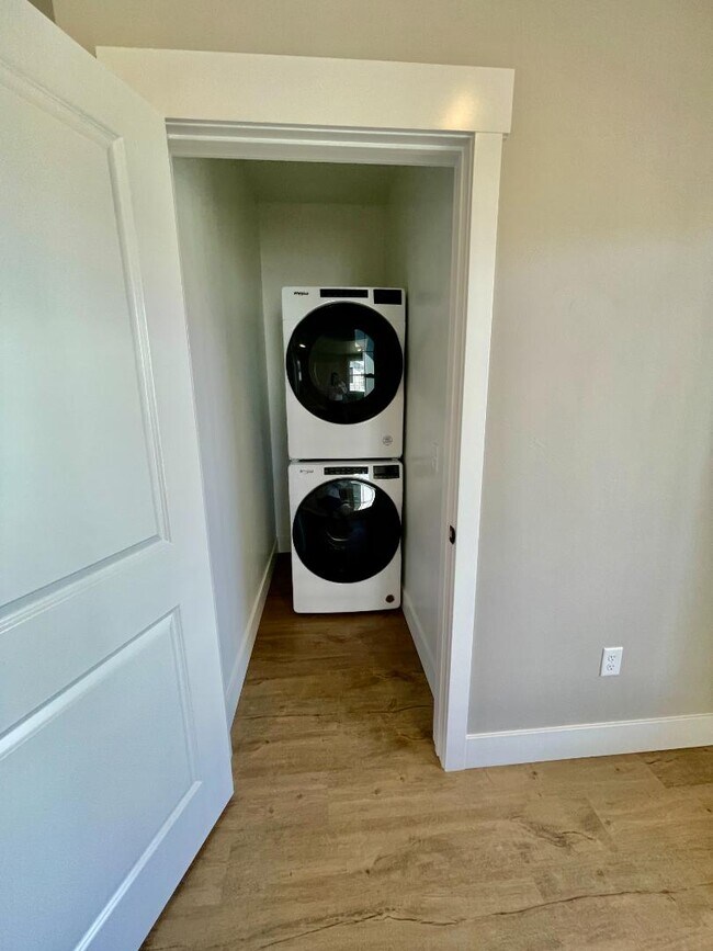 Photo - 6129 Elysian Rd