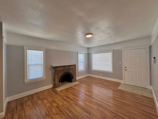 Photo - 7001 Orral St