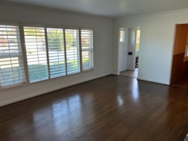 Photo - SHOWING Mon 12/8, Friday 12/12 at 1pm, and Wed 12/10 at 2:30pm