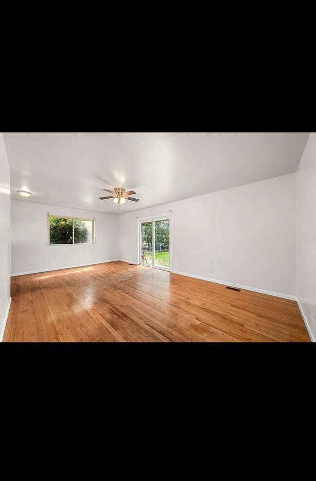 Photo - 1735 N 19th St Unit 6