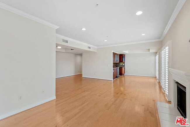 Photo - 11540 Rochester Ave Unit 103