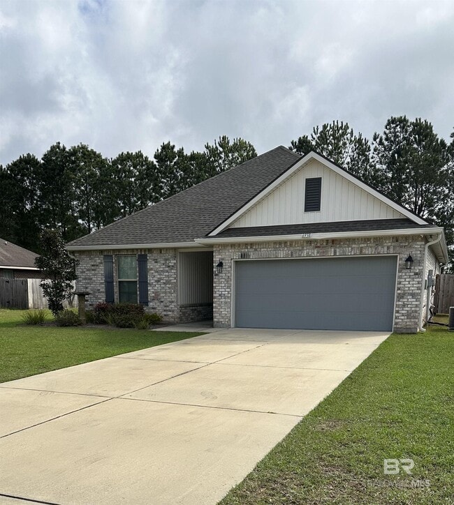 Building Photo - 6938 Summerset Dr