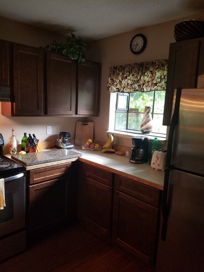 Photo - 2 Bed/2 Bath half duplex