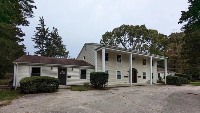 Building Photo - 33 Duck Cove Rd Unit 33D