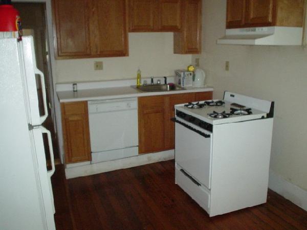 Building Photo - 187 Winthrop Rd Rental