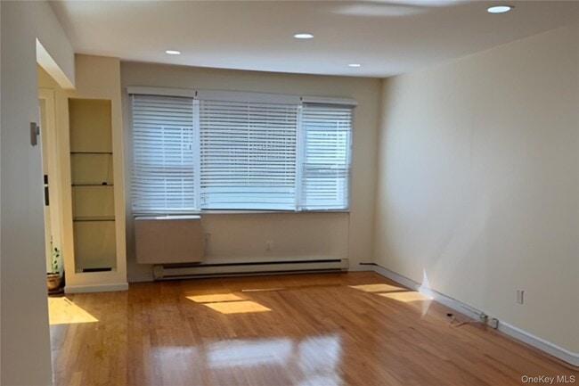 Photo - 209-16 23rd Ave