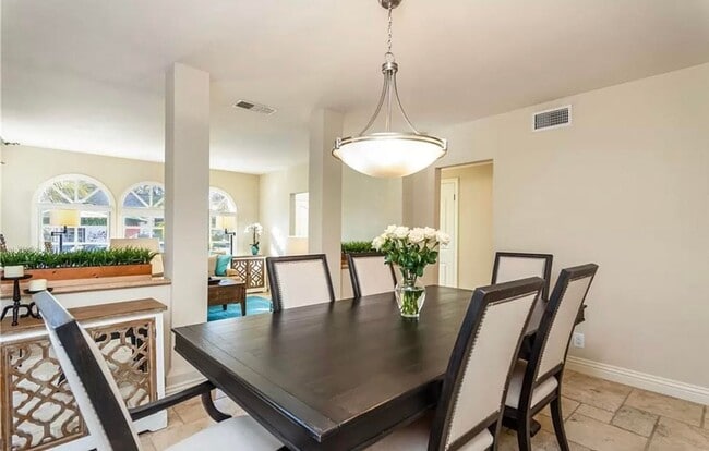 Photo - GORGEOUS 4 BEDROOM, 3 BATH HOUSE FOR RENT IN BELMONT SHORE