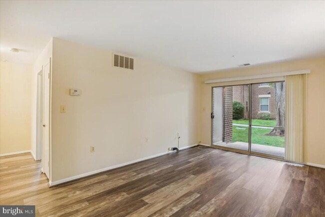 Building Photo - 18401 Guildberry Dr Unit 104